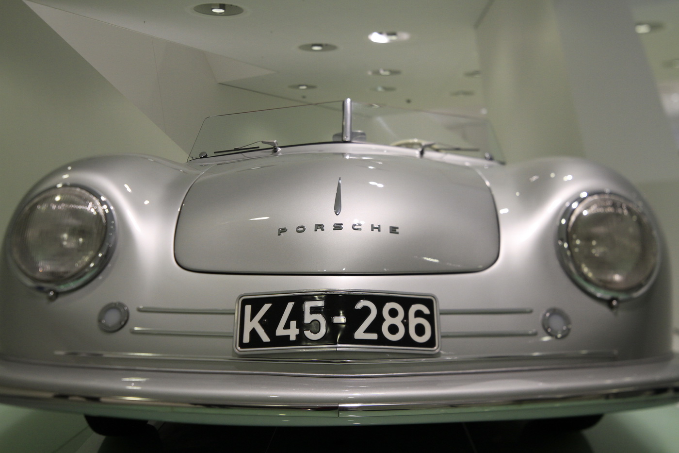 Porsche-Museum-004